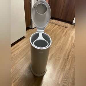 Ubbi steel diaper disposable new